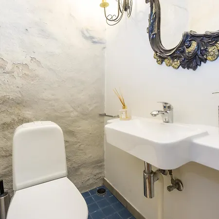 Exclusive House In Old Town Tallin