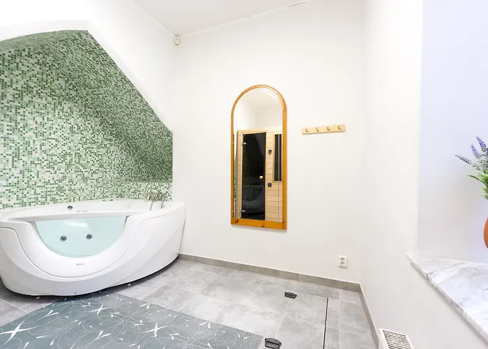 Exclusive House In Old Town Puhkemaja Tallinn